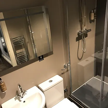 Foundry 34 Отель